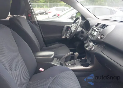 2009 Toyota Rav4 Sport z USA, uszkodzony, nr VIN JTMBF32V695006936